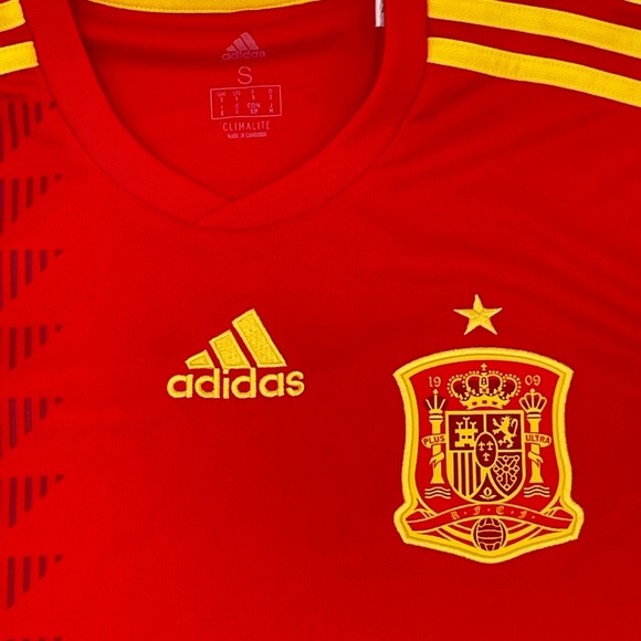 Spain Soccer Jersey - Picture 4 of 5